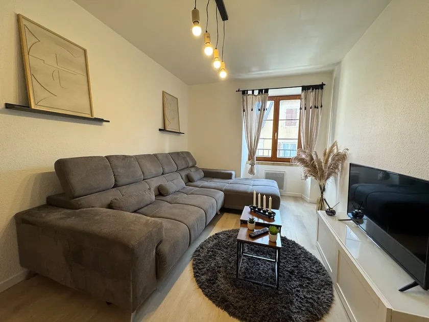 Nice 2-room, 55 m², in the center of Soultz - Image 1