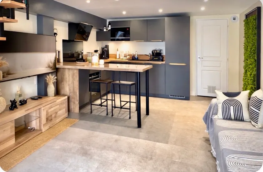 Your stay in a modern and warm two-room apartment - Image 1