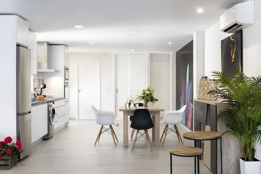 Fleming Tourist End Housing, for 5 people - Image 1