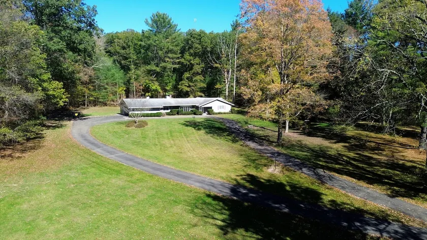 The Canyon Retreat - Image 1