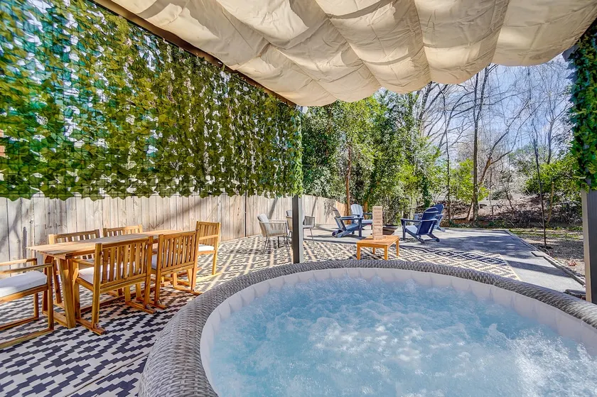 Hot Tub + Fire Pit Retreat Near Uptown Charlotte - Image 1