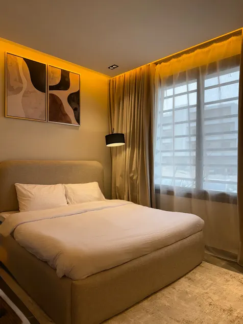 Modern studio with a Master bed - Image 1