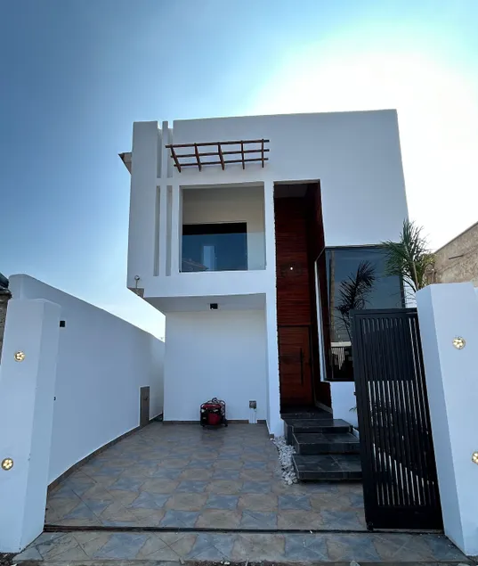 3bedroom villa with a pool - Image 1