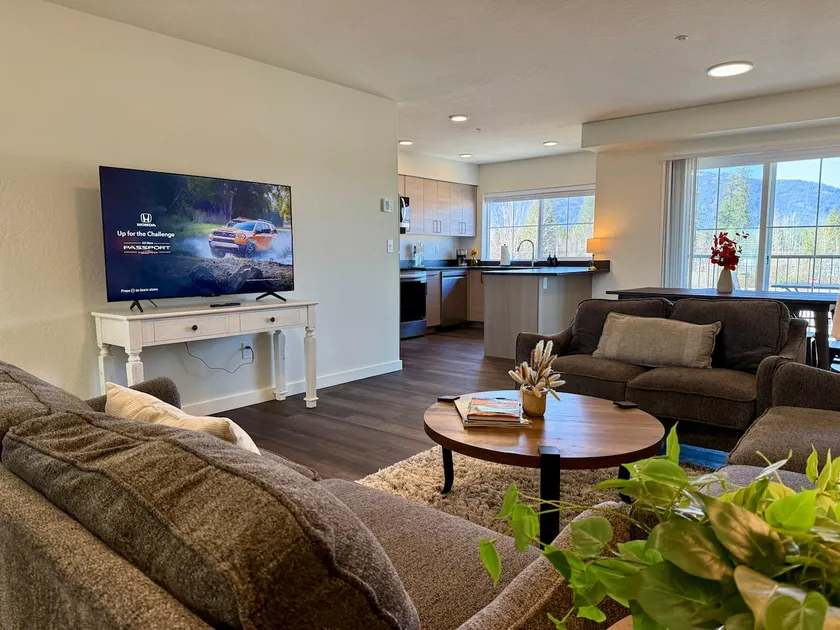 Homestead Village - Two Bedroom Condo Ground Floor - Image 1