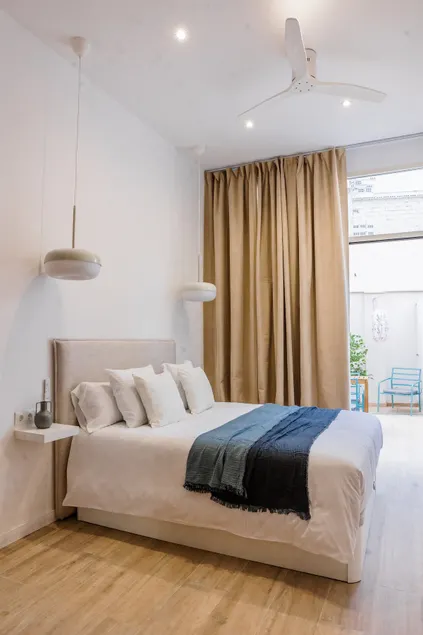 Calm & stylish loft with terrace, near Ruzafa - Image 1