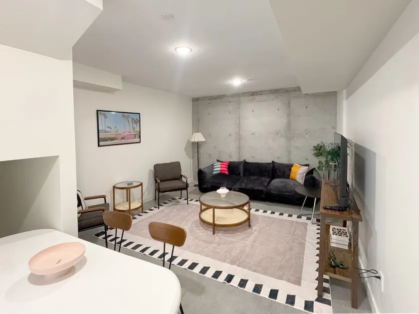 4BR/3BA new built Townhome - Image 1