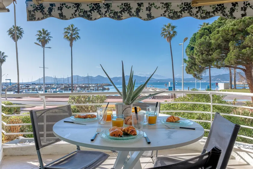 Le Romance - Palm Beach - Vue Mer - Wifi - Clim - Image 1