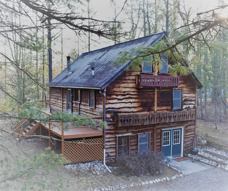 Comfy Cabin on Perè Marquette - Image 1