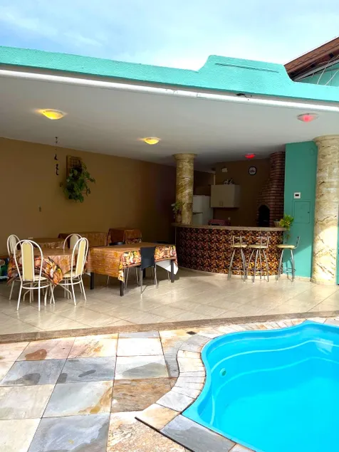 Comfortable Seasonal House in Uberaba - Image 1