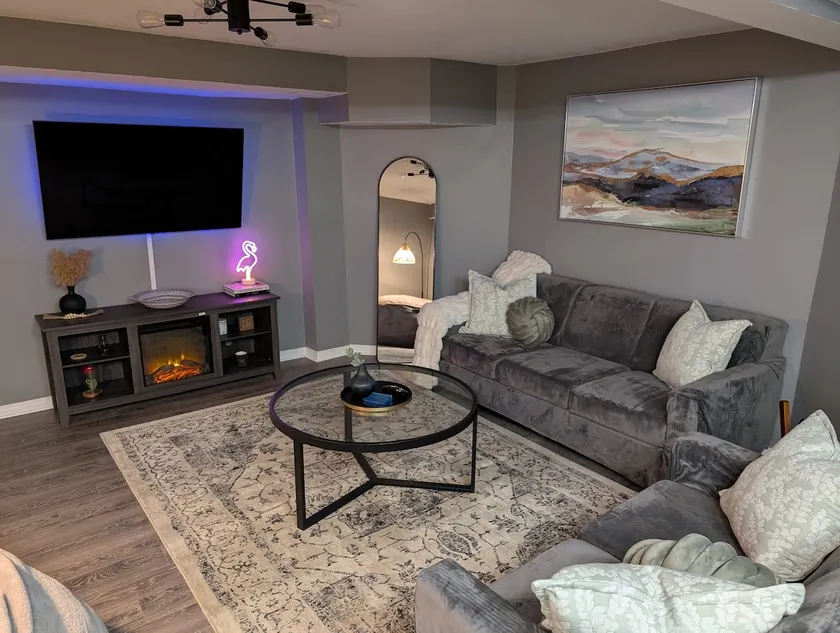 Luxury and Peace - Private Cozy Basement Apartment - Image 1