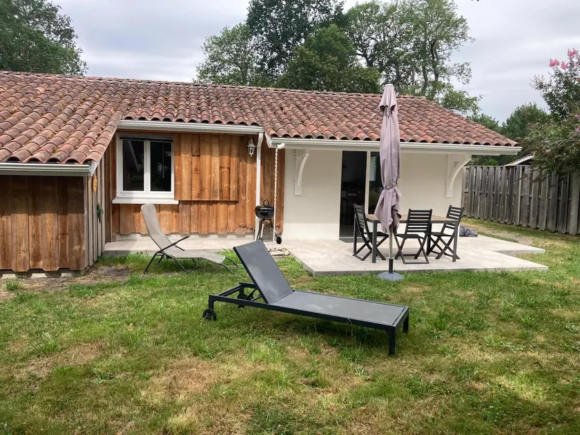 Le Paddock Guest House - Image 1