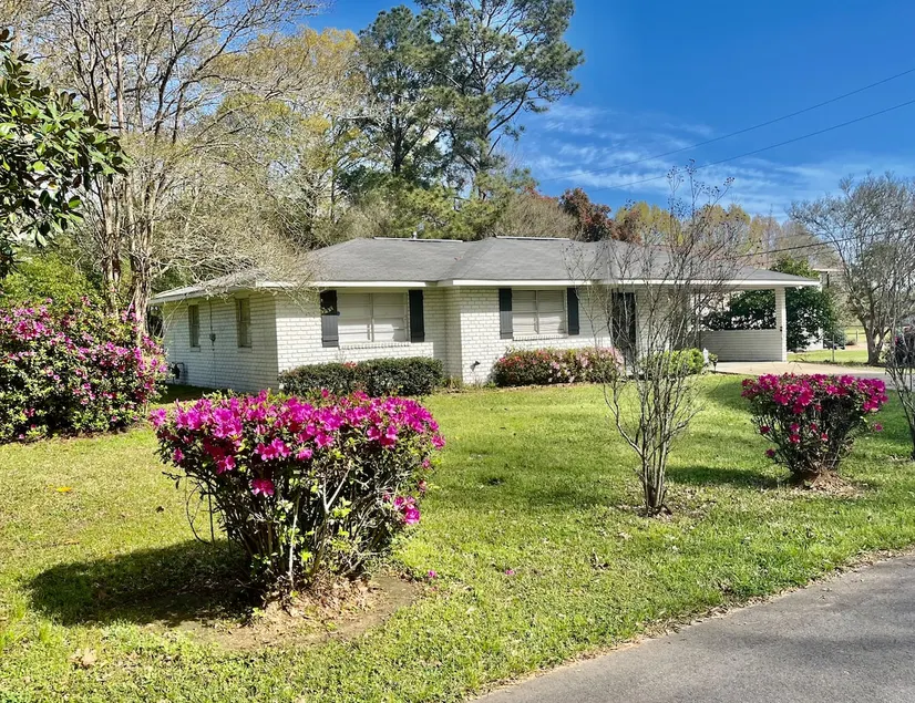 Lovely 3 Bedroom Home in St Francisville, La - Image 1