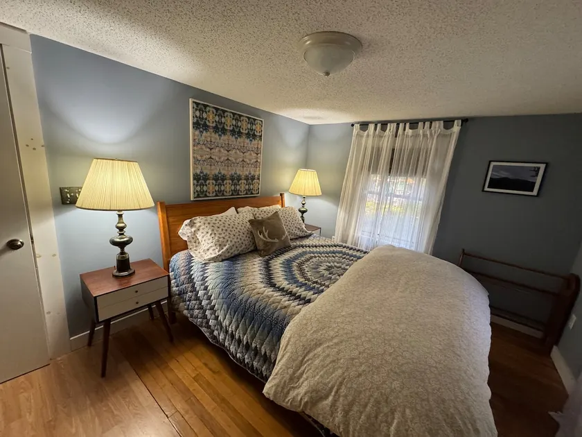 Cozy Randolph Cottage Near White Mountains Trails - Image 1