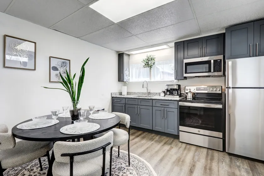 Two Bedroom Apartment in Amish Country - Image 1