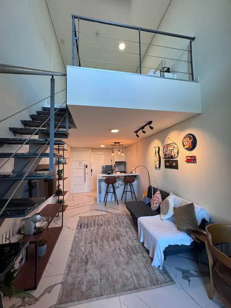 Unique exclusive double-height loft in the city - Image 1