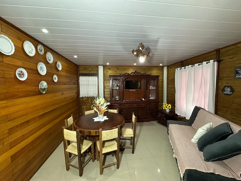 Comfortable and Spacious House Near the City Center - Image 1