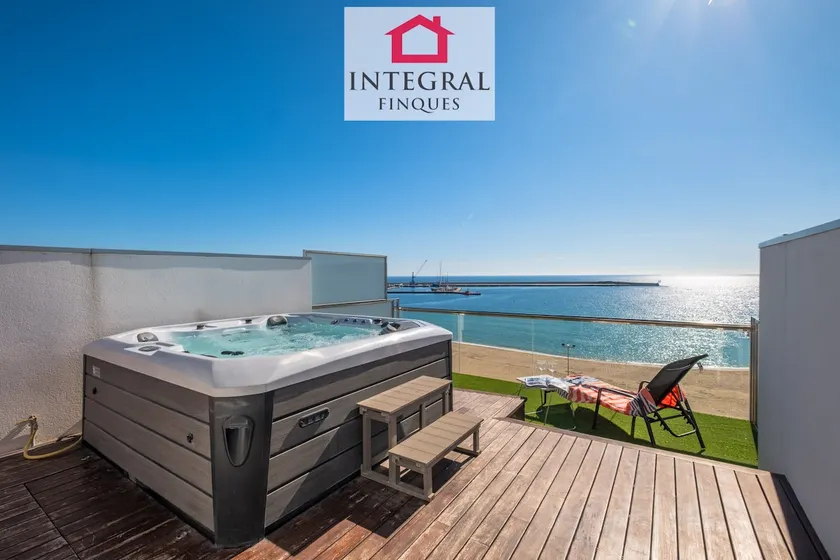 Paradís Platja - Beach Apartment Palamós - Image 1