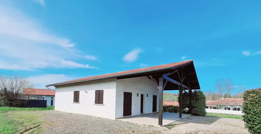 House with a view of the mountains - Image 1