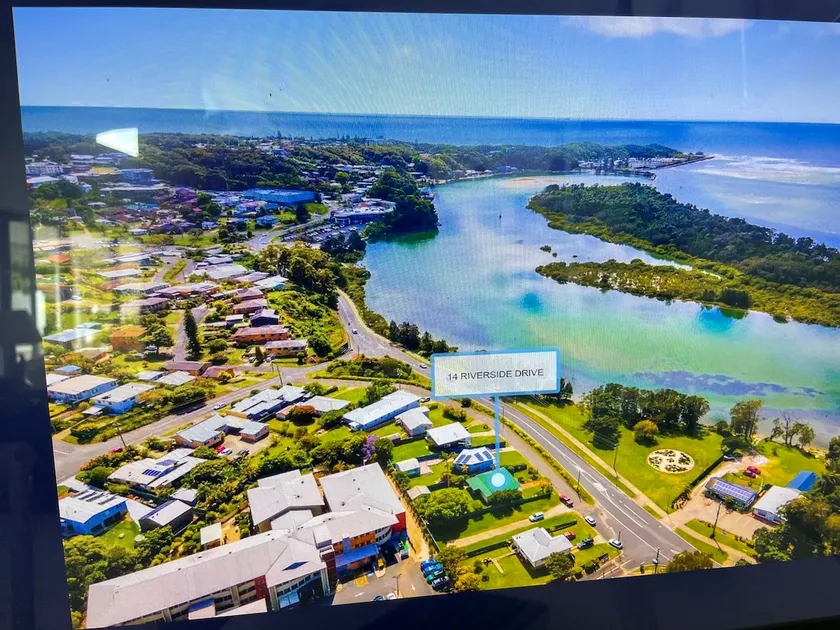 Nambucca Heads River House - Image 1