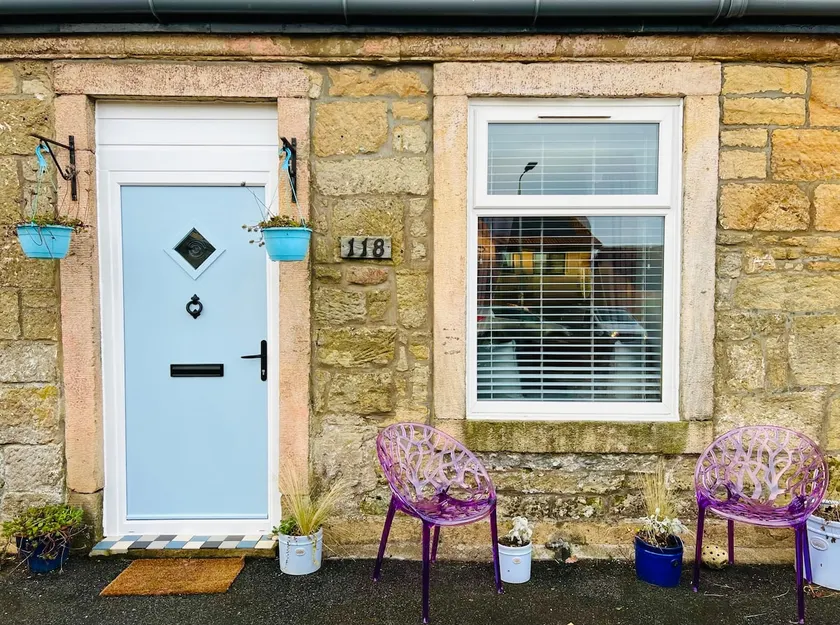 Tin Lid Cottage - cosy ground floor flat - Image 1