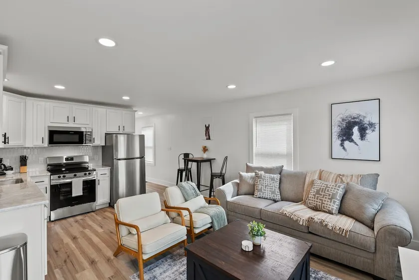 Creekside Stay | Peaceful Cottage | Elkhorn - Image 1