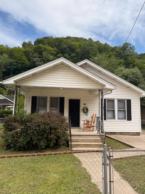 Vicco Cottage Between Hazard and Whitesburg - Image 1