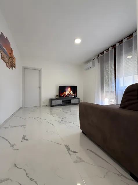Style and relaxation within walking distance - Image 1