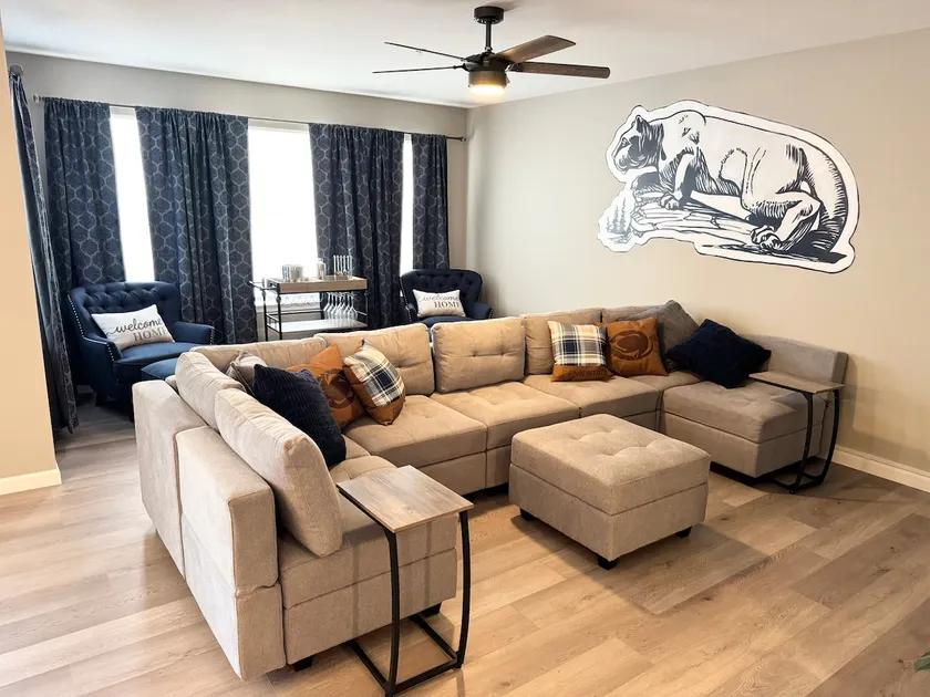 Penn State Fan Super Home! 3 mi. to Beaver Stadium - Image 1