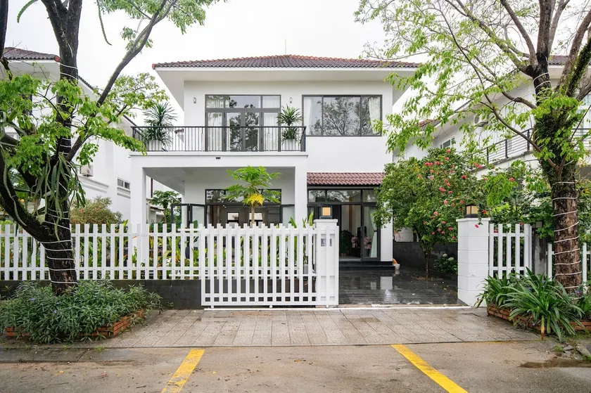 DELUXE VILLA III  5 phòng ngủ 6 giường lớn - Image 1