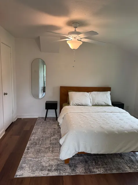 Modern Condo close to Bishop Arts and Downtown! - Image 1