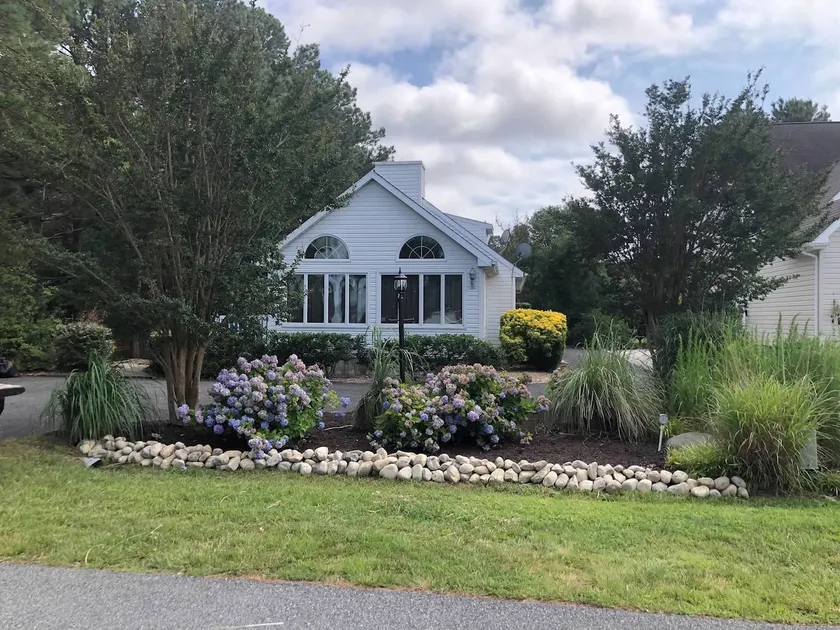 Coastal Charm Oasis! - Image 1