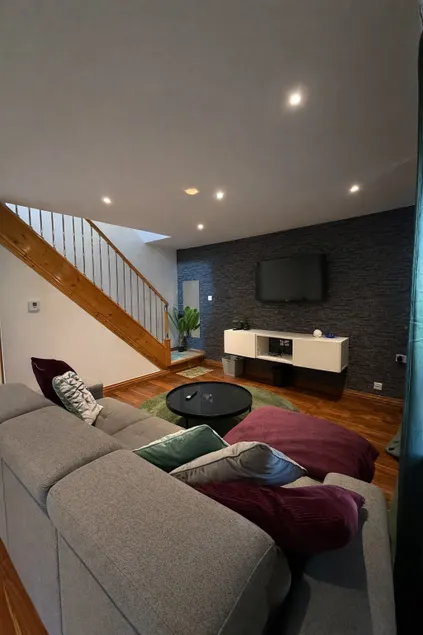Elegant 4BR Home with Parking | Summerseat, Bury - Image 1