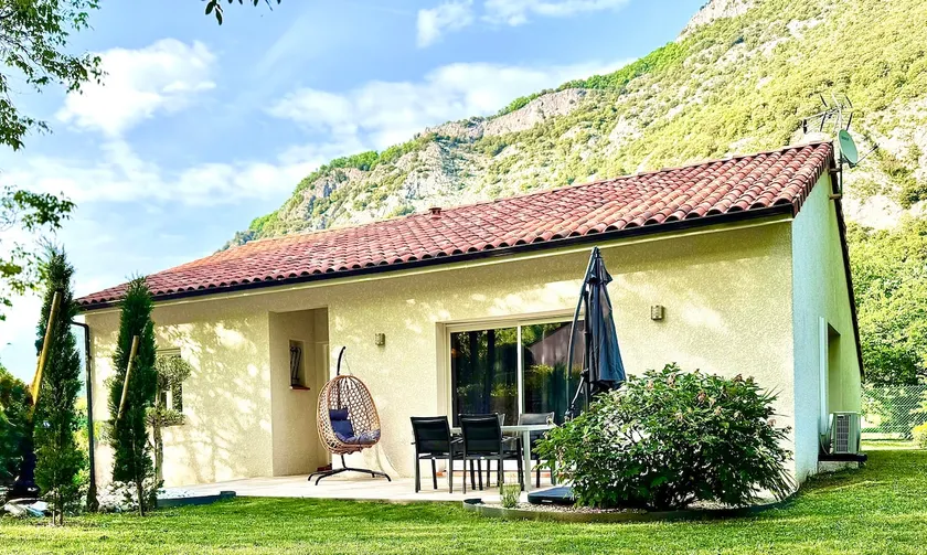 Family cottage - Panoramic mountain view - 8 people - Image 1