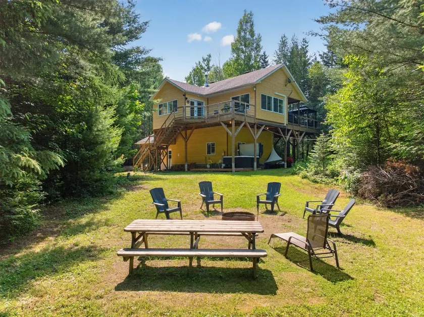 Spa - sauna - river - Mont-Tremblant region - Image 1
