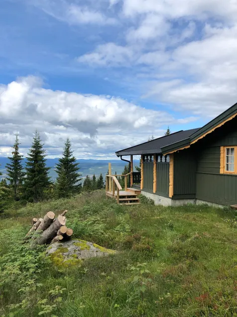 Traditional Norwegian cabin ski-in/ski-out - Image 1