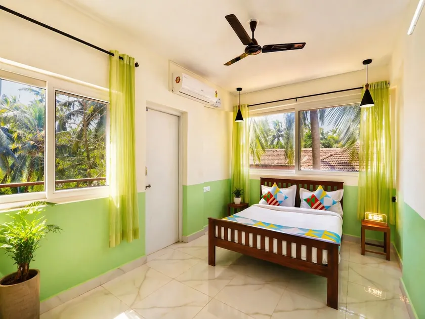 Calangute 2BHK beach house /pool-Kitchen-Parking - Image 1