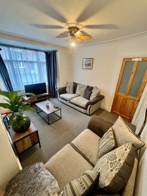 Cosy & comfortable home in the heart of Loughborough - Image 1