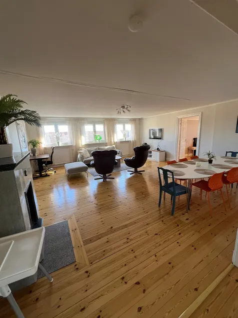Accommodation 145 sqm in the center with walking distance to ALV - Image 1