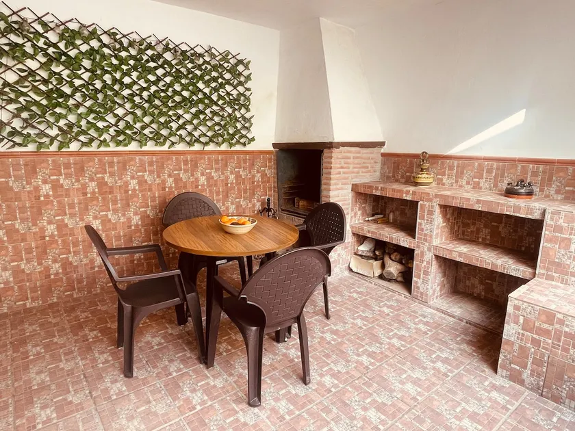 Casa Grajala: Andalusian Charm in Villa del Torcal - Image 1