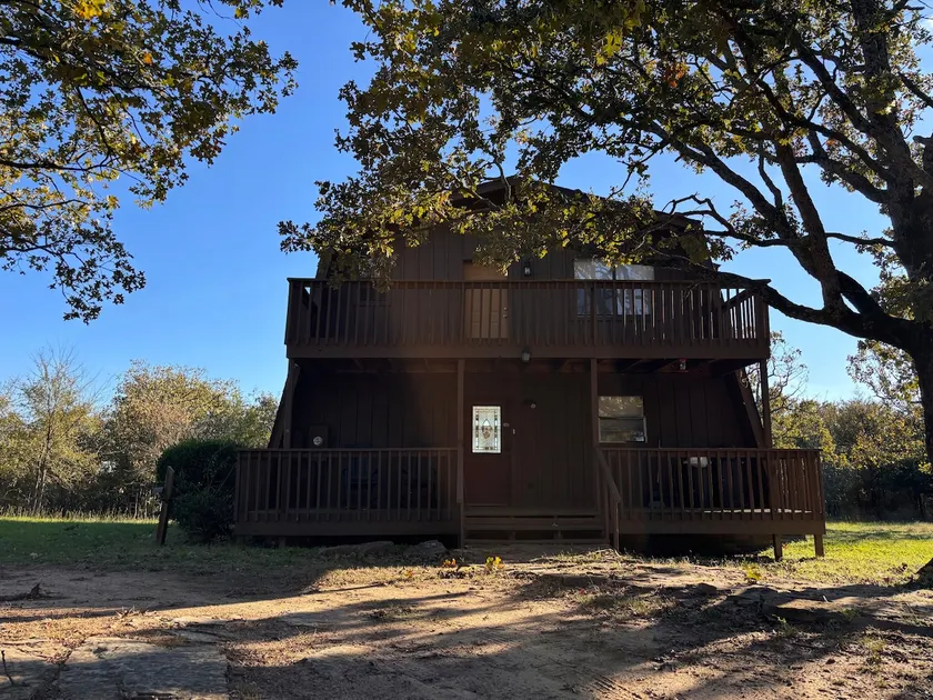 Cozy Cabin Hideaway - Image 1