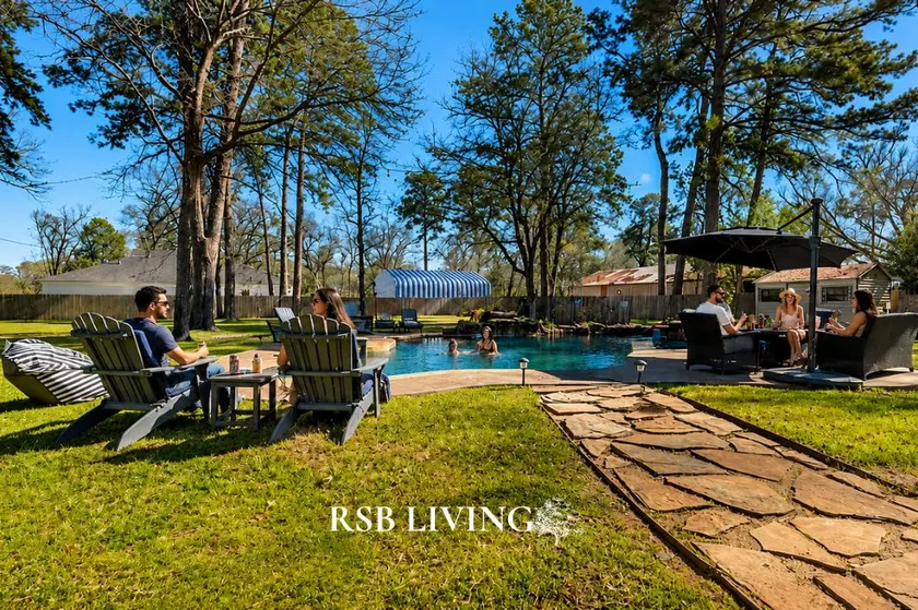 Villa for 50 ppl-Heated Pool & Private Cinema - Image 1