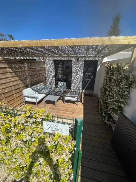 Le Jasmin 1 - Chic | Air conditioning | Terrace | Sleeps 4 - Image 1
