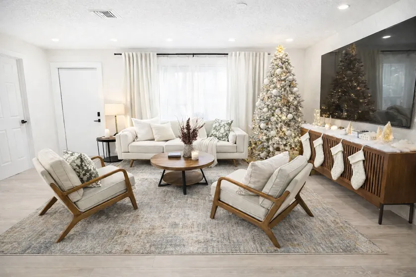 Sunny Oasis Near the Beach with 4BR and 3BA Pool Home - Image 1