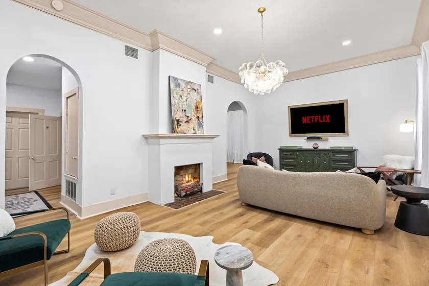 Luxury in Monte Vista - Image 1