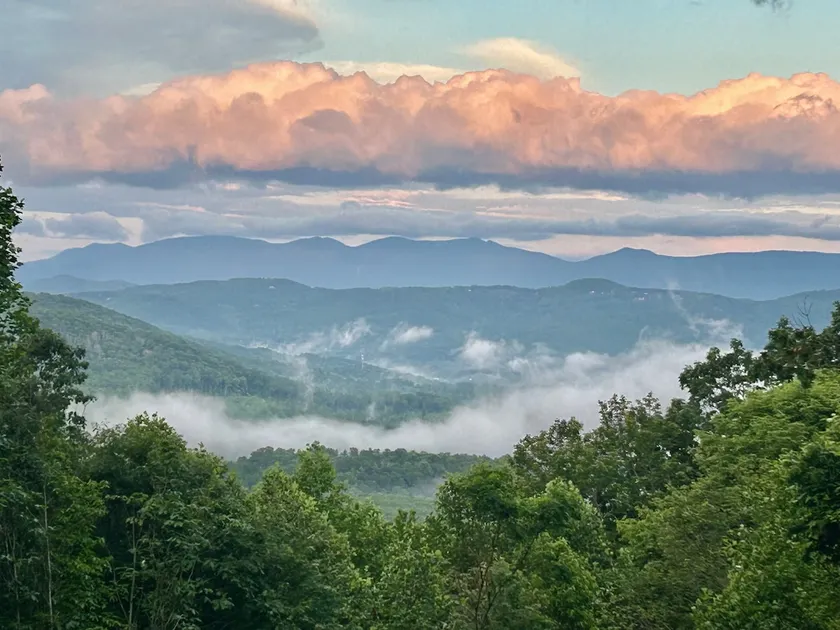 ”Rooms with a View”, A Rustic-Modern Mnt. Retreat - Image 1