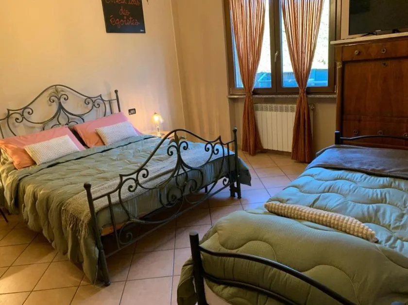 Casa del Melograno Outlet - Image 1