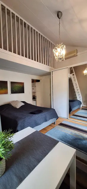 Cozy studio: mh, private bathroom and parking space - Image 1