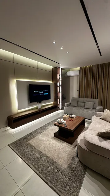 A classy and quiet hotel suite close to the sea. - Image 1