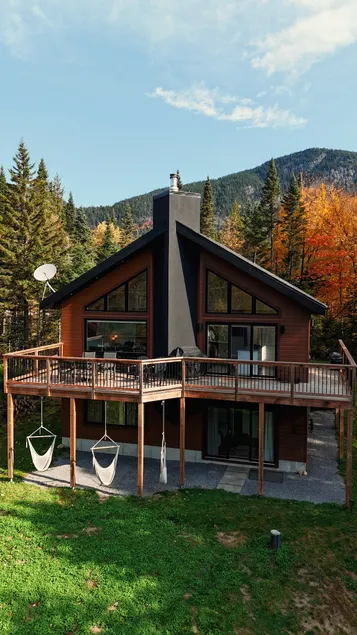 Chalet Le Boisé, 4 bedrooms, Vallée Bras-du-Nord - Image 1