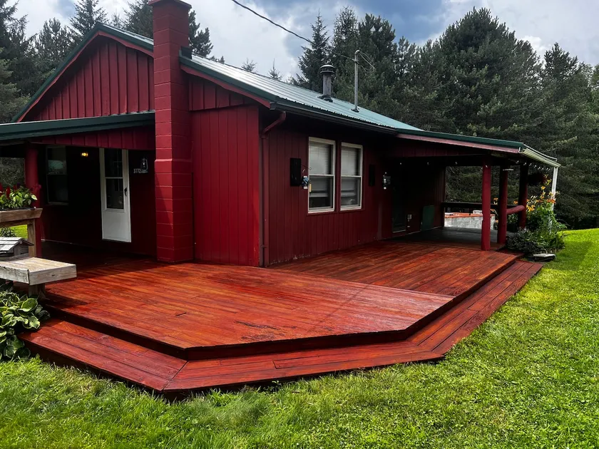 Serenity Pines Lodge - Image 1